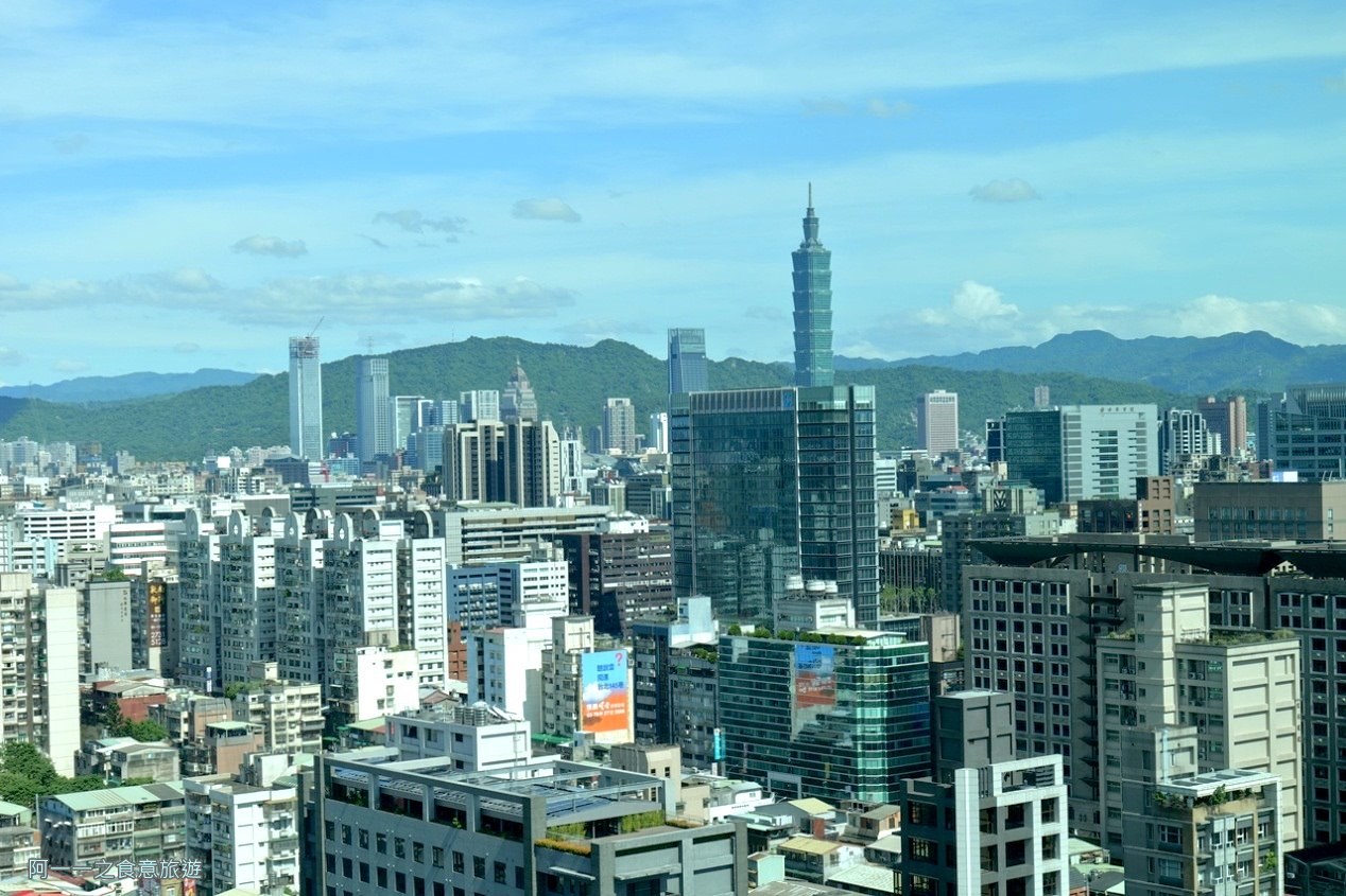 台北國泰萬怡酒店 窗景