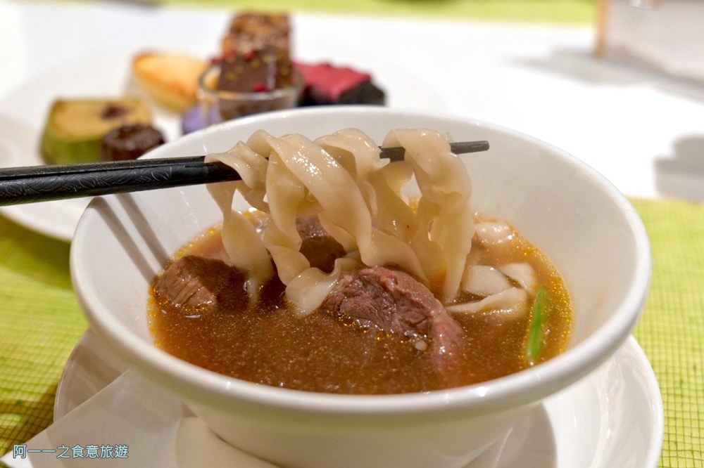 台北美福大飯店彩匯自助餐廳