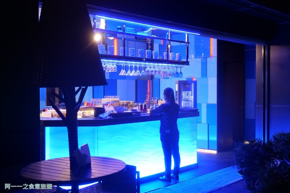 H2O.水京棧.高雄泳池飯店.景觀飯店.酒吧