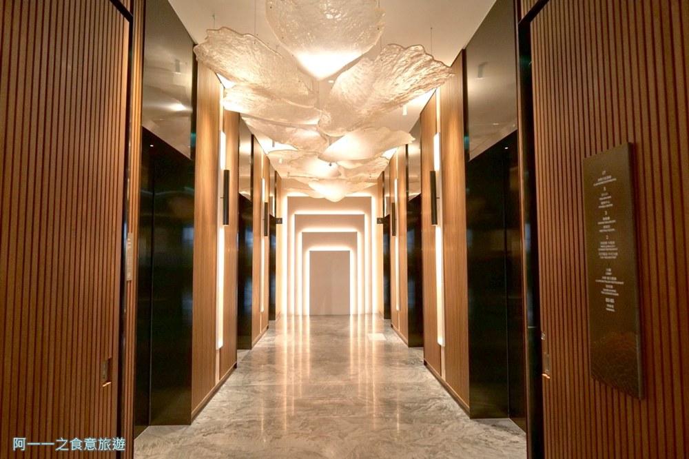 台中勤美洲際酒店大廳