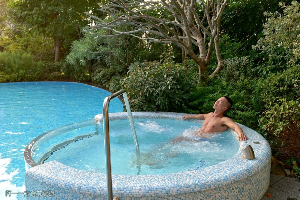 台中勤美洲際酒店泳池