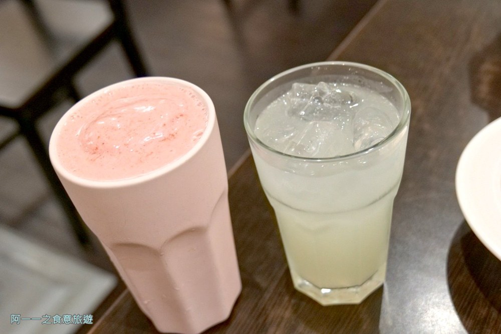 耶魯小鎮.高雄加拿大菜.三多商圈美食餐廳