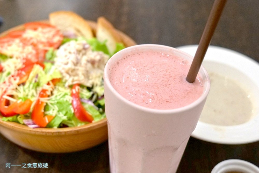 耶魯小鎮.高雄加拿大菜.三多商圈美食餐廳