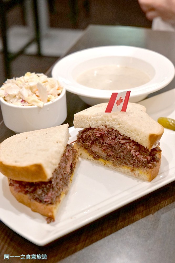 耶魯小鎮.高雄加拿大菜.三多商圈美食餐廳