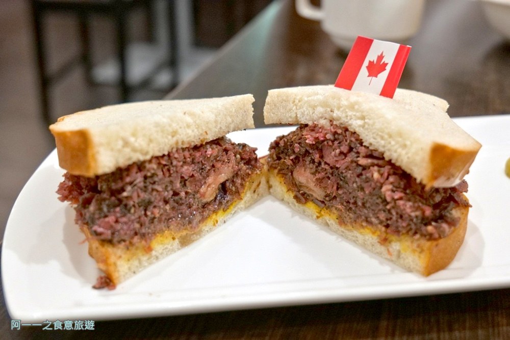 耶魯小鎮.高雄加拿大菜.三多商圈美食餐廳