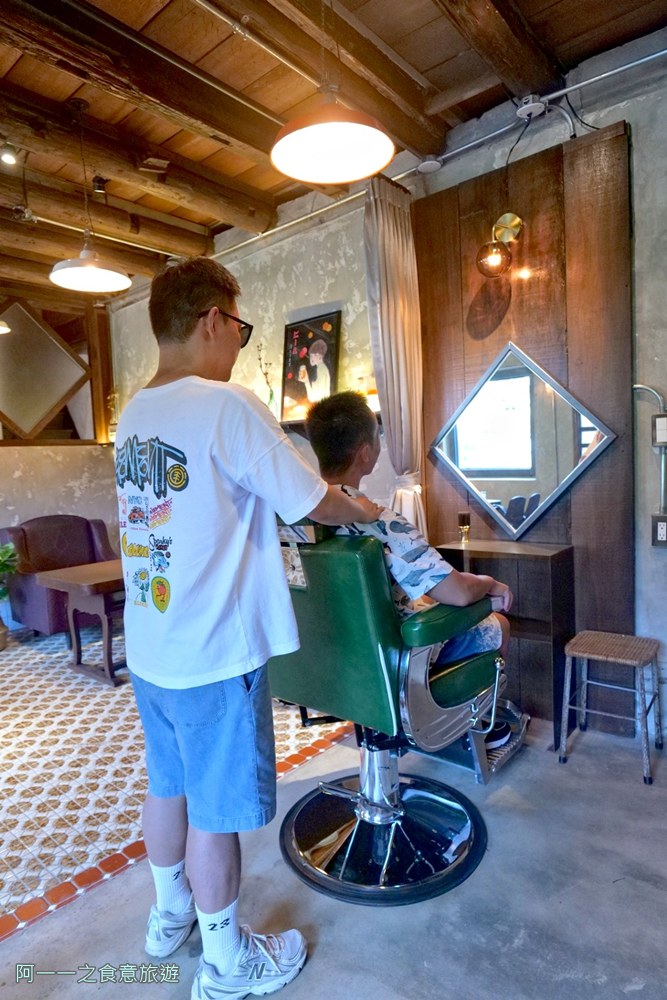 散散步咖酒館.金瓜石美食.祈堂老街 理髮