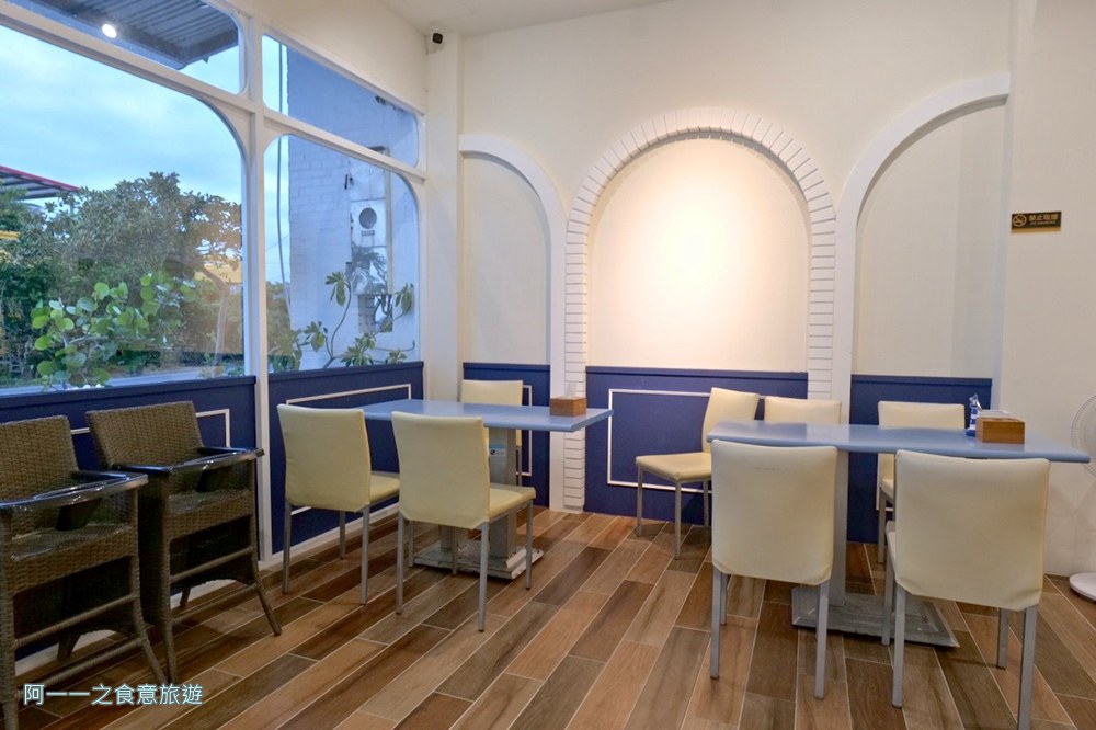沙灘小酒館.墾丁船帆食美食