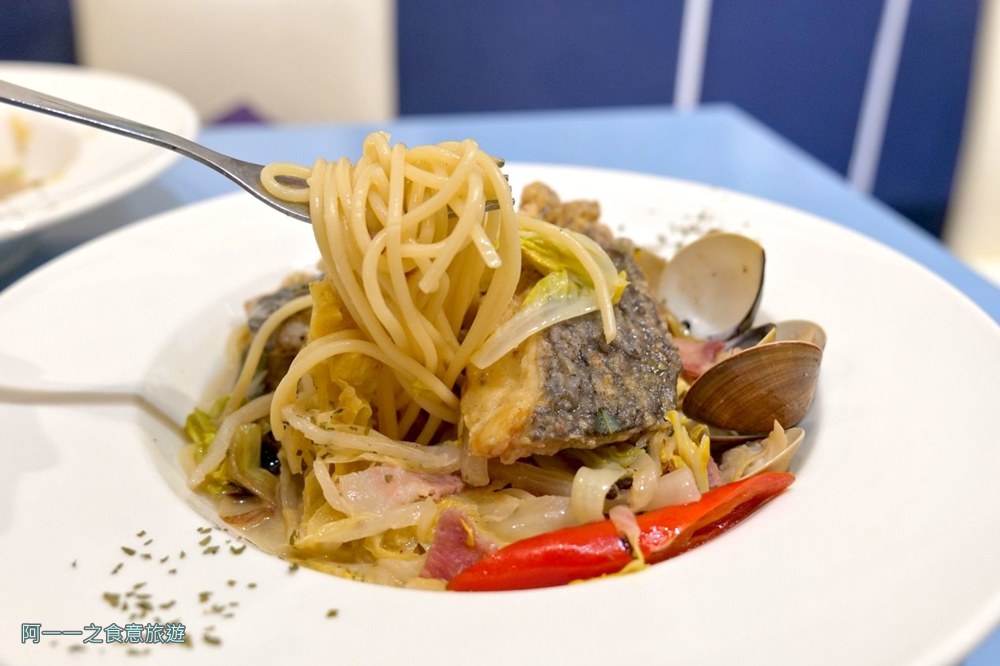 沙灘小酒館.墾丁船帆食美食.義大利麵