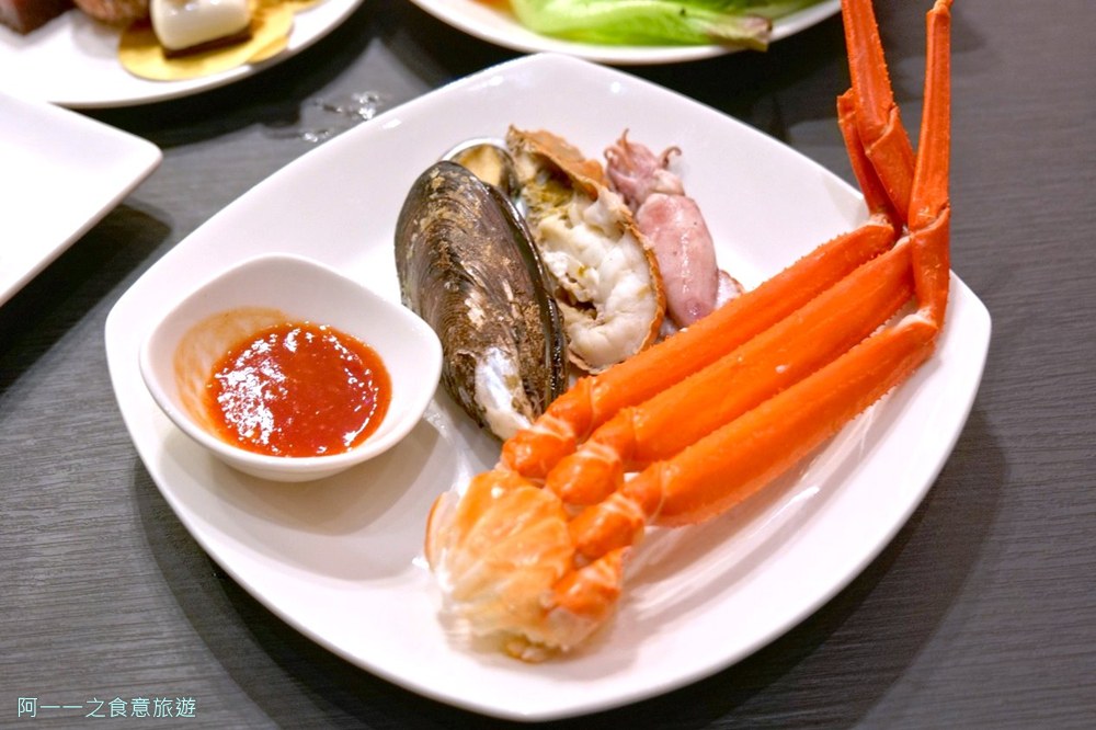 寒舍艾美酒店探索廚房.台北松葉蟹吃到飽