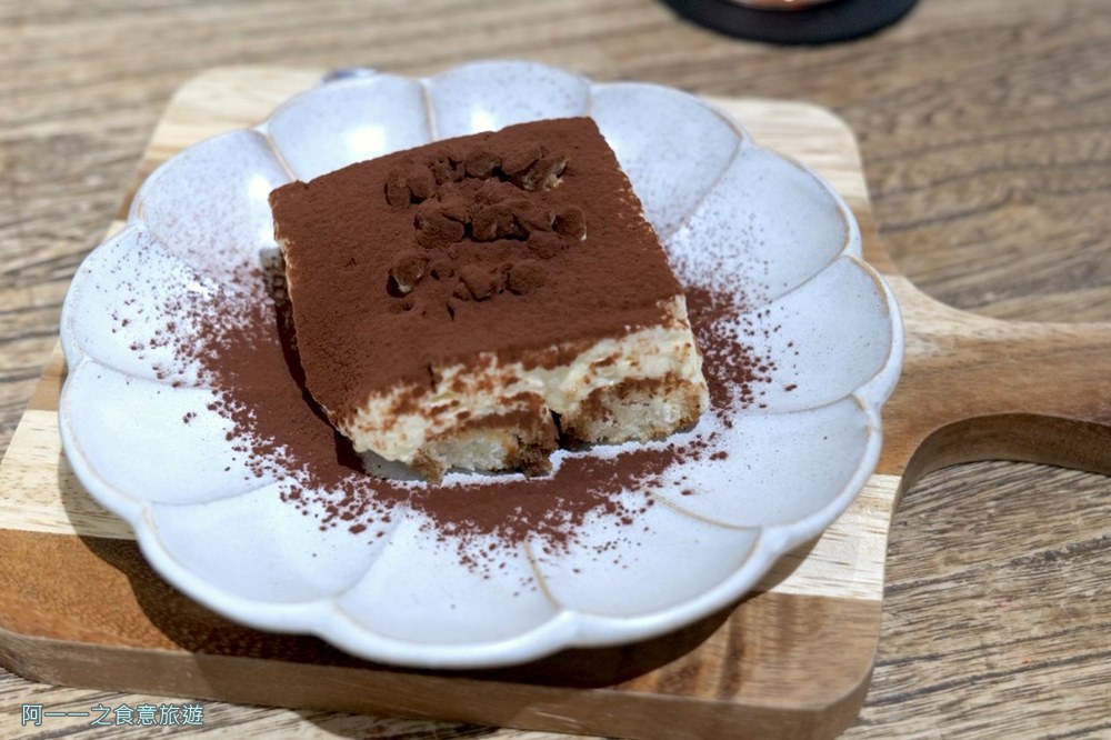 Coffee.Smith石牌店 甜點提拉米蘇