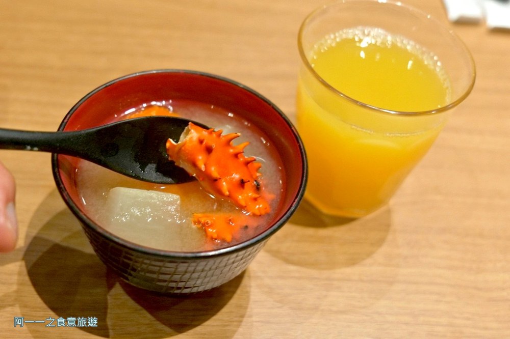 星野TOMAMU渡假村.Buffet.Dining.hal.帝王蟹湯吃到飽