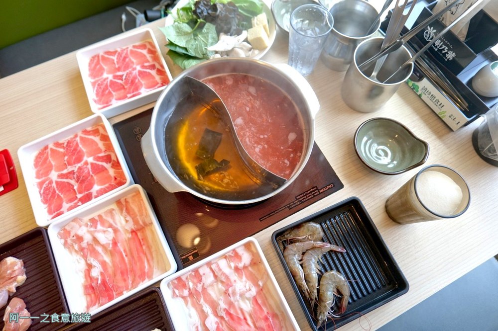 涮乃葉統一時代市府店.台北信義區火鍋吃到飽