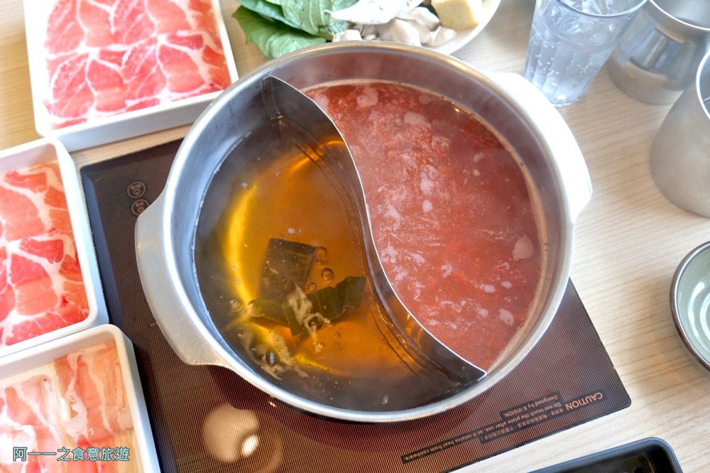 涮乃葉統一時代市府店.台北信義區火鍋吃到飽