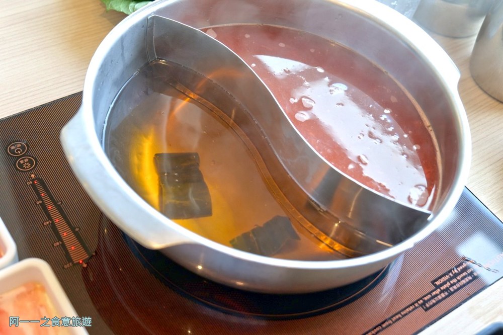 涮乃葉統一時代市府店.台北信義區火鍋吃到飽