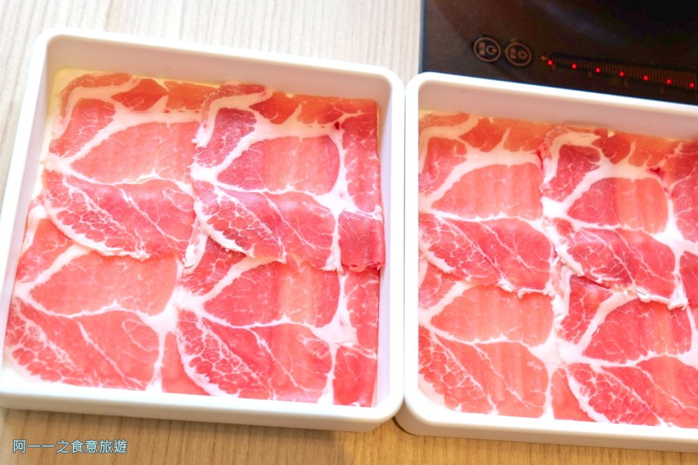 涮乃葉統一時代市府店.台北信義區火鍋吃到飽