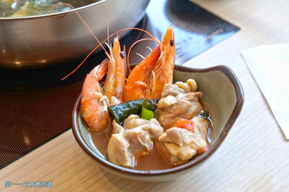 涮乃葉統一時代市府店.台北信義區火鍋吃到飽