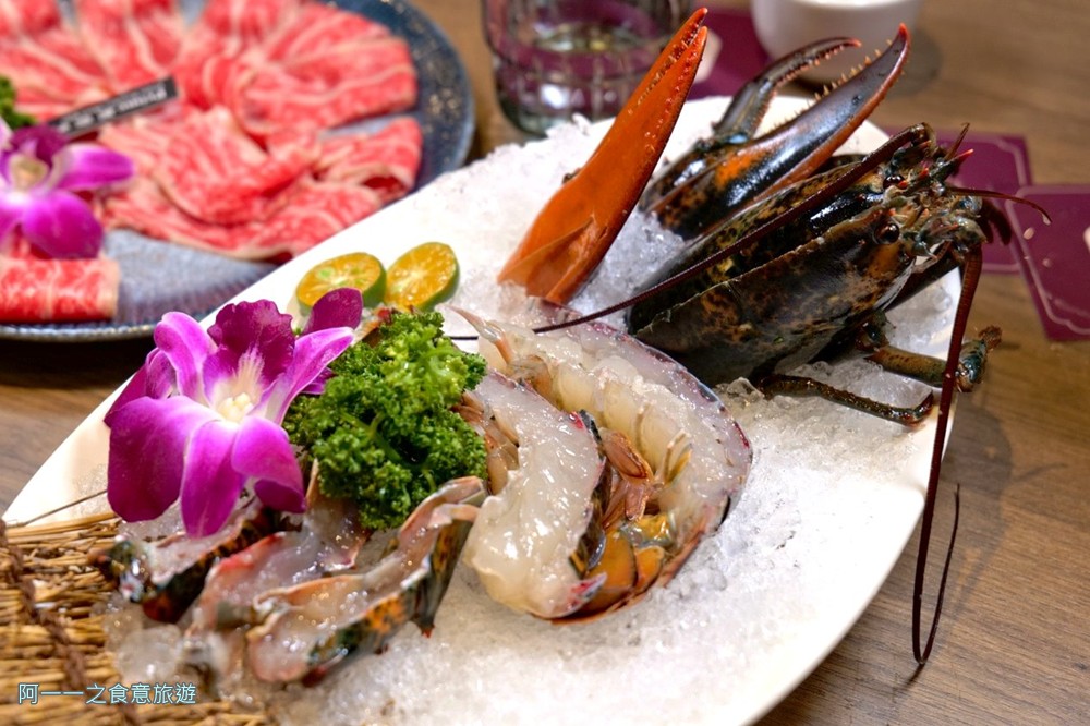 君曜雞湯.火鍋.活龍蝦