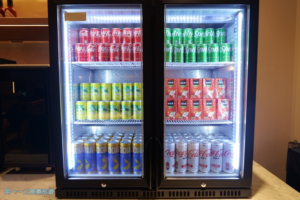 朵頤牛排台北新光站前店.台北車站吃到飽.牛排.龍蝦.聚餐