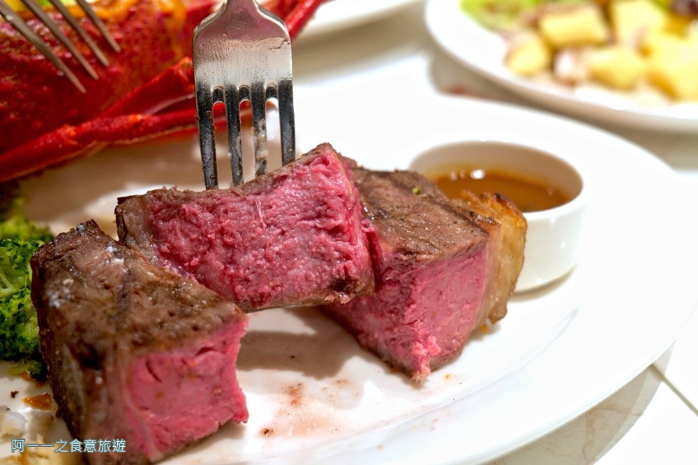 朵頤牛排台北新光站前店.台北車站吃到飽.牛排.龍蝦.聚餐