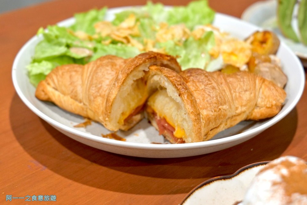 凹屋咖啡.士林站早午餐.咖啡廳.甜點下午茶