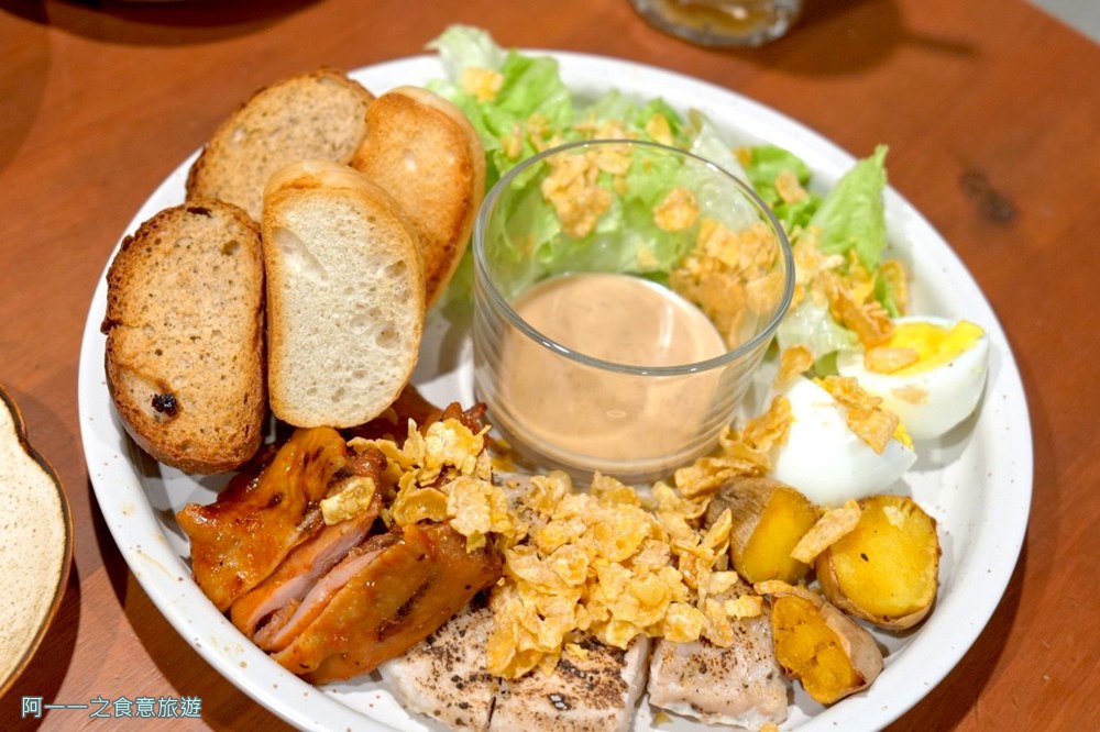 凹屋咖啡.士林站早午餐.咖啡廳.甜點下午茶