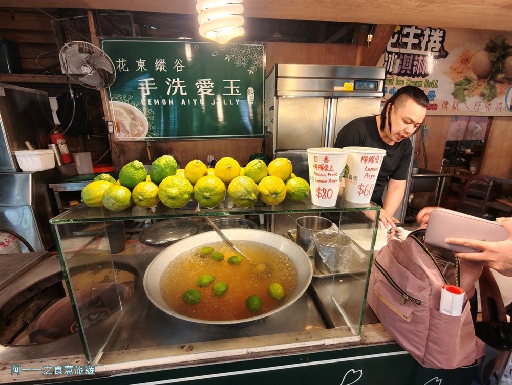 十分瀑布.平溪線一日遊.吊橋.免費景點
